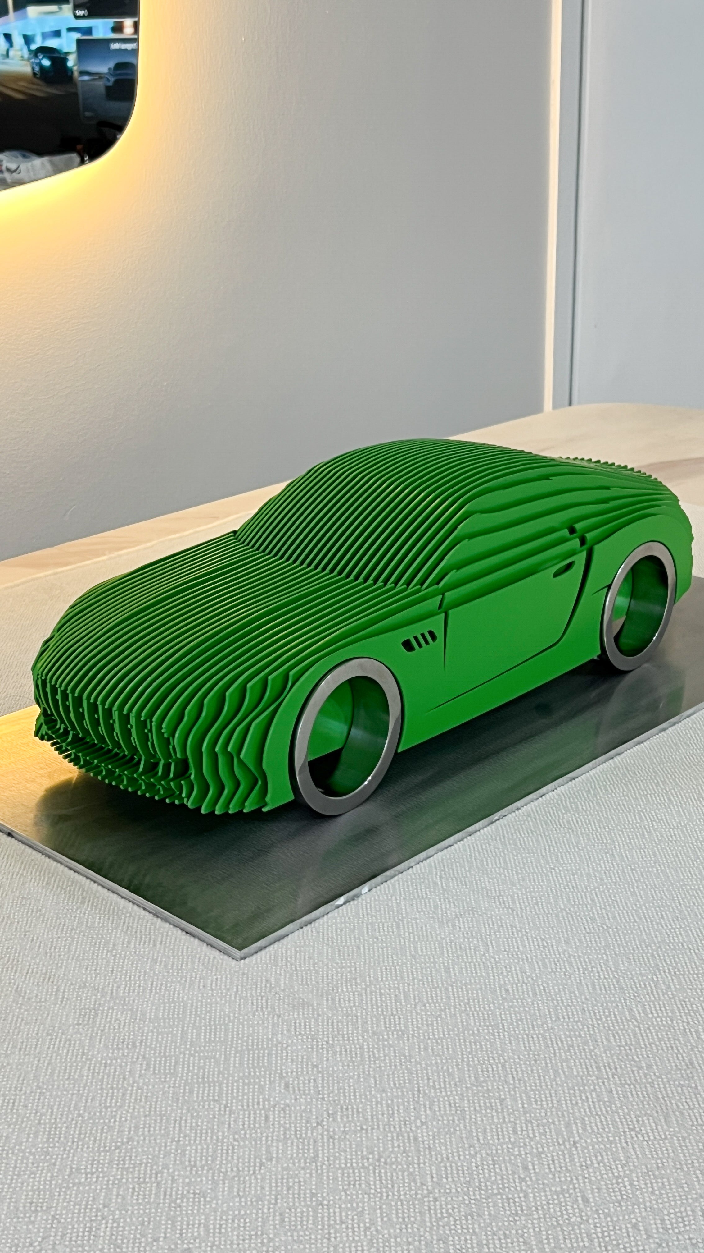 Mercedes GT43 Heykeli