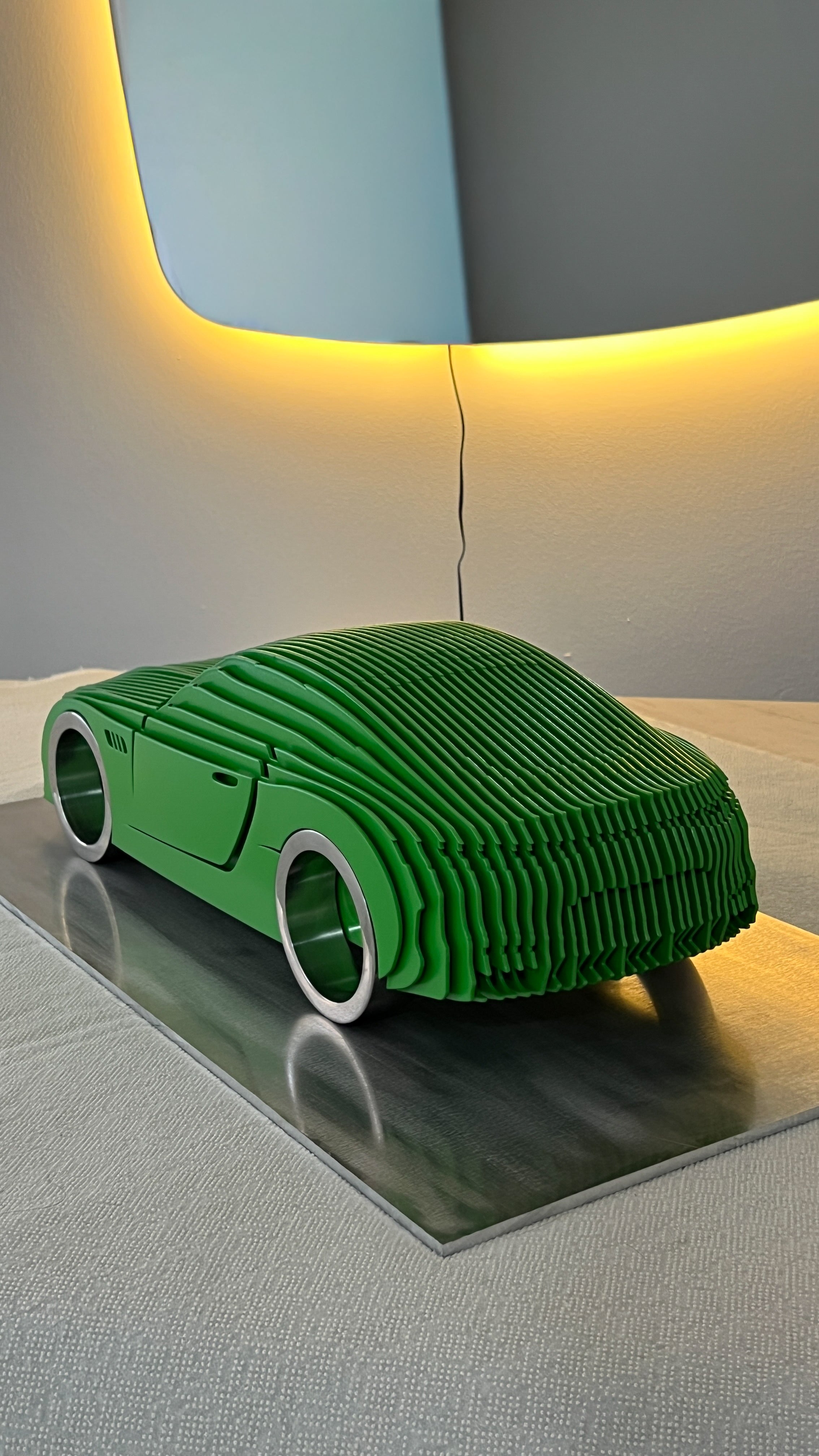 Mercedes GT43 Heykeli