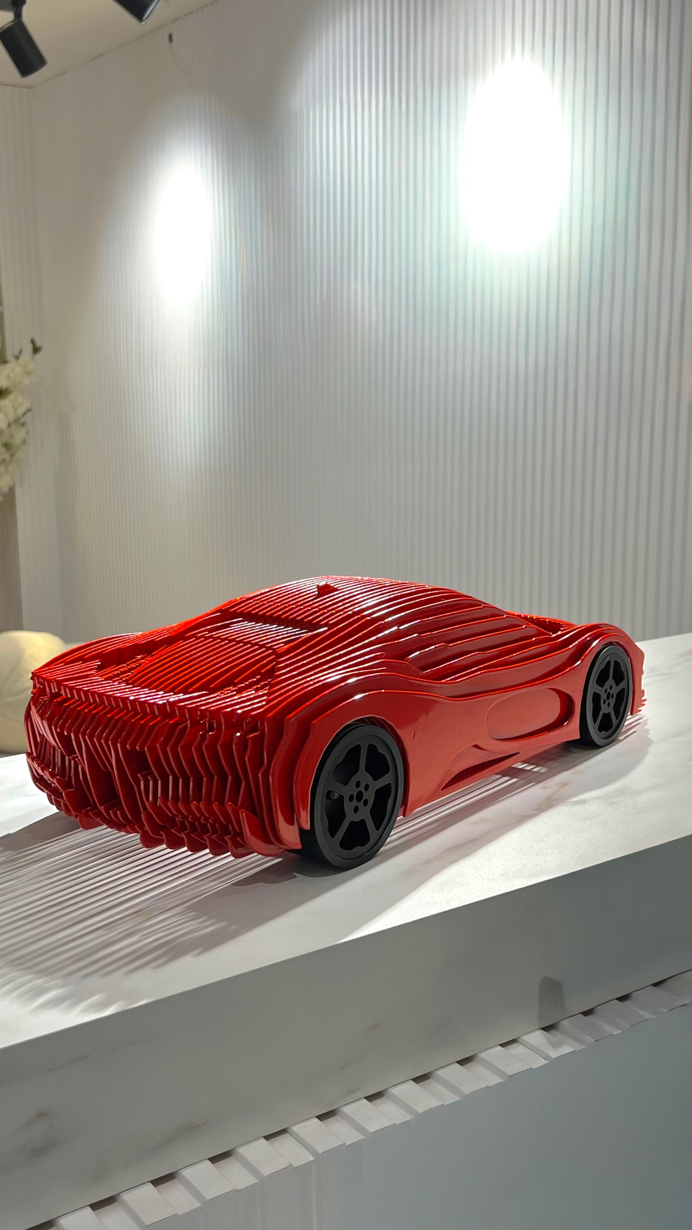 Ferrari SF90 Heykeli